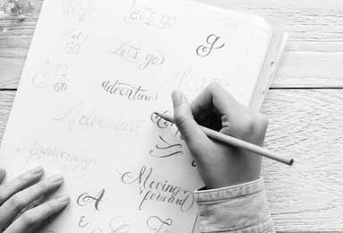 西甲冷门夜！巴列卡诺3-0横扫马竞，保级队逆袭逃出生天，床单军跌出前三